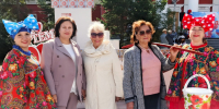 В Артёме поздравили жителей старшего поколения с Днём пожилых людей - Дума городского округа