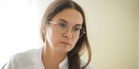 Сушить феном вредно, зумеры активно лысеют: дерматолог о мифах про волосы - ИА Татар-информ
