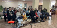 Праздничный огонёк «Главное душою не стареть» (12+) - Информационно-библиотечная система