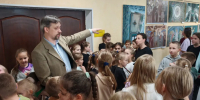 В детской школе искусств имени В. М. Максимова открылась уникальная выставка храмового искусства «Образ и время» - Pro-Volhov.Ru