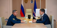 Состоялась рабочая встреча Дмитрия Артюхова и начальника ГУ МЧС России по ЯНАО Олега Гилева - Администрация ЯНАО