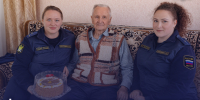 Судебные приставы Республики навестили ветерана Великой Отечественной войны - УФСПП по ДНР