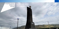 В Кенделене завершено благоустройство территории у памятника «Скорбящий горец»: память о героях обрела достойное обрамление - Министерство строительства и ЖКХ КБР