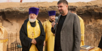 Митрополит Воронежский и Лискинский совершил чин освящения закладного камня на месте строительства нового храма - Abireg.Ru
