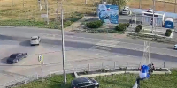Тормозили, предлагали подвезти: парашютист, севший на шоссе у Волжского, впервые прыгал самостоятельно - Волжская правда