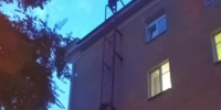 Подростки забрались на крышу пятиэтажки и попали на видео в Воронеже - Bloknot-Voronezh.Ru