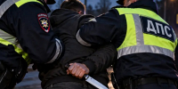 В Вистино мужчину отправили под стражу после угроз ножом полицейским - SyasNews.Ru