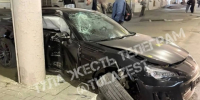 В Туле на улице Советской водитель врезался в столб, не справившись с управлением - ИА Тульские новости