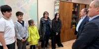 «Первый паспорт — первый шаг во взрослую жизнь»: в Апрелевке торжественно вручили главные документы юным жителям - Администрация Наро-Фоминского г.о.