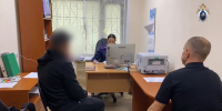 Житель Бурятии ранил подругу ножом и ударил по лицу полицейского в Камчатском крае - Газета Номер один