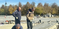 В Людиново укладывают плитку на площади Победы - Калужский перекрёсток