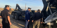 В Астраханской области водителя насмерть придавило кабиной МАЗ - Юг России