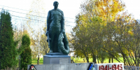 Памятник в Каракулинском районе - ИА Удмуртия