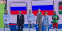 Призовой пьедестал в мужском беге на 5000 метров. Фото: Паралимпийский комитет России - Газета Алтайский спорт