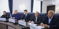 Губернатор поручил организовать «горячую линию» по вопросам подачи тепла и координации действий управляющих компаний - Правительство