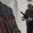 Росгвардейцы Тверской области передали бойцам 71 ружье для борьбы с дронами - Комсомольская Правда