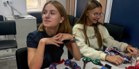 Современный взгляд на древнее искусство: мастер-класс по изготовлению традиционных русских украшений прошёл в Доме дружбы - Город-герой Новороcсийск