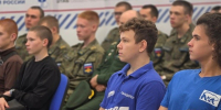 В Йошкар-Оле «Единая Россия» дала старт сезону мастер-классов по окопным свечам для фронта - Марийская правда