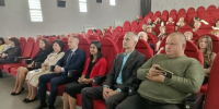 В Ровеньках торжественно отметили День работника образования. - Город Ровеньки