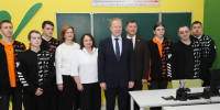Губернатор Виктор Томенко встретился с участниками фестиваля СПО Фото №1 - Алтайская правда