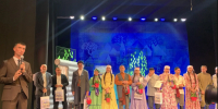 труппа артистов - Газета Знамя