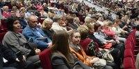 В преддверии Дня учителя наградили отличившихся в работе педагогов - Правительство