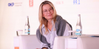 Юлия Высоцкая рассказала в Нижнем Новгороде о театре, Чехове и книгах - НИА Нижний Новгород