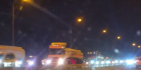 Видео: на Мурманском шоссе в сторону Петербурга образовалась серьезная пробка - Online47.Ru