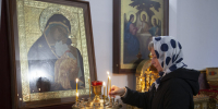 В УСПЕНСКОМ СОБОРЕ НАКАНУНЕ ДНЯ ПАМЯТИ БЛАГОВЕРНЫХ КНЯЗЕЙ ФЕОДОРА, ДАВИДА И КОНСТАНТИНА СОВЕРШЕНО ВСЕНОЩНОЕ БДЕНИЕ - Ярославская епархия