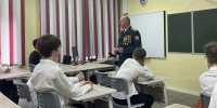 Ветеран Росгвардии провел «Урок мужества» для ангарских школьников - Росгвардия