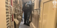 СК показал видео с места нападения заключённого на конвоиров ФСИН в поезде - Комсомольская Правда