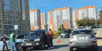Пробка собирается: авто столкнулись на дороге Владивостока - ГТРК Владивосток