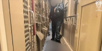 Следком показал кадры из поезда после нападения осужденного на конвоира ФСИН - Сетевое издание Толк
