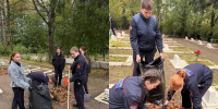 Волонтеры благоустроили памятные места на Румболовской горе во Всеволожске - Online47.Ru