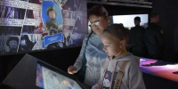 «Живая история подвига»: в Саратове открылась выставка «Знание.Герои» - Комсомольская правда