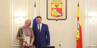 Мэр Воронежа Сергей Петрин поздравил с наступающим Днём учителя - МОЁ! Online