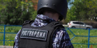 В Оренбурге росгвардейцы задержали мужчину, который похитил из магазина обувь - Росгвардия