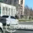 В Тынде машина на скорости проскочила на красный и сбила человека видео - Amur.Life