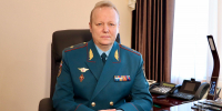 Поздравление начальника Главнoго управления МЧС России по РС (Я) Павла Гарина с Днем гражданской обoроны - МЧС Республике Саха (Якутия)