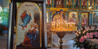 Надвратная икона в Благовещенском храме: символ благословения и единения прихожан - НоКС ТВ