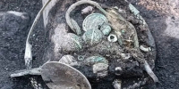 В Ленобласти раскопали рекордный тайник со средневековым серебром и "загадкой Одина" - Metro Петербург