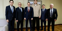 «Моя цель — прославлять Мордовию и Россию!» — Артём Здунов встретился с борцом Али Ильясовым - Столица С