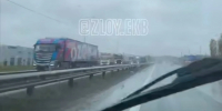 На Пермском тракте под Екатеринбургом водители встали в пробку из-за ремонта - КП Екатеринбург