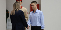 Глава Новоусманского района вручила орден Мужества участнику СВО - Новая Усмань Сегодня