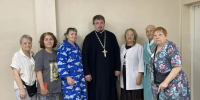 Священник посетил онкологический диспансер города Нижневартовска - Ханты-Мансийская Митрополия