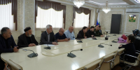 Семье погибшего участника СВО из Хасавюрта передали медаль Жукова - Администрация МО г. Хасавюрт