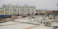 Темпы плиточных работ нарастили строители на пл. Революции в Вологде - Вологда.РФ