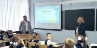 Тольяттинские химики провели профориентационное занятие в школе № 14 Жигулевска - Комсомольская Правда Самара