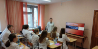 Студенты провели акцию «День добра и уважения» фото 1 - КГМУ