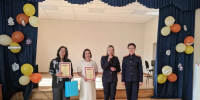 В Новосибирске сотрудники следственного управления СК России поздравили педагогов школ, где реализуется кадетское обучение, с Днем учителя - Следственный комитет